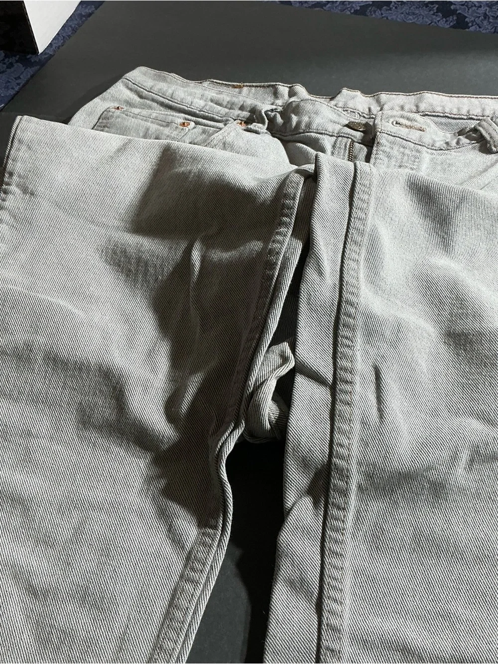 Levi's Men's Relaxed Fit Gray Denim Jeans with Leather Patch